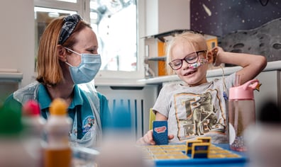 Sienna-WITH-NURSE-IN-HOSPITAL-scaled