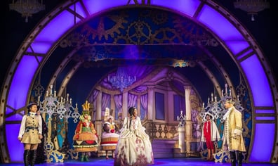 067_nottingham_playhouse_cinderella_pamela_raith_photography_1024x658_2__2022_08_30_01_43_54_pm