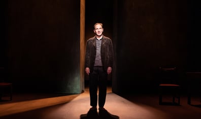 2_four_quartets_ralph_fiennes_performs_four_quartets_photo_credit_matt_humphrey_2022_07_24_07_09_29_am