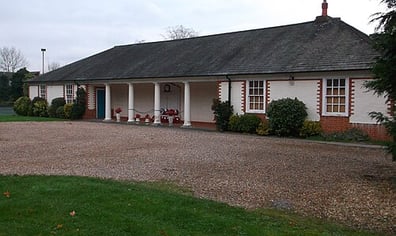 Gerrards_Cross_Memorial_Building_(9)
