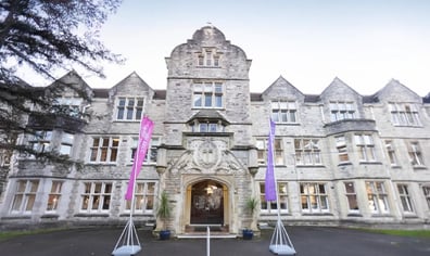 Health_Sciences_University_Desktop_984x398_Header_Banner_32405b7099