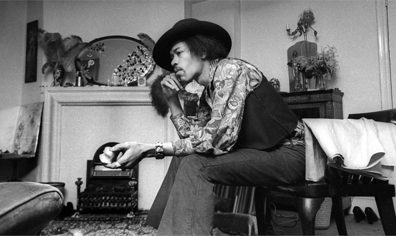 jimi_hendrix_1969_credit_barrie_wentzell_2019_07_04_05_29_08_pm