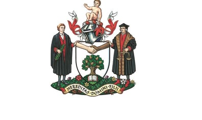 rcpch_crest_colour_2016_08_22_04_48_48_pm