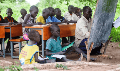 rumbek_79_teacher_english_lesson_resized_2018_12_13_04_56_17_pm