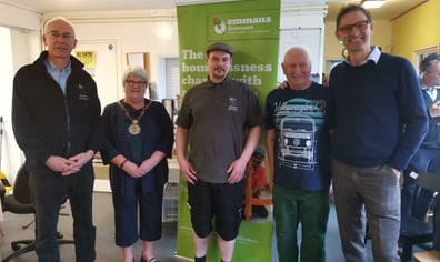 Tony-Adams-visits-Emmaus-Greenwich-1356x980