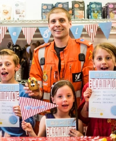 bake_off_for_lift_off_wiltshire_air_ambulance_57864865b37c9_2016_07_14_09_16_23_am