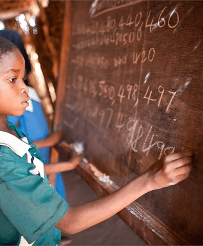 girl_blackboard_2018_03_03_07_06_13_am