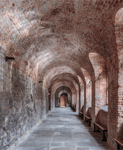 rsz_norfolk_cloister_2019_04_29_12_12_26_pm